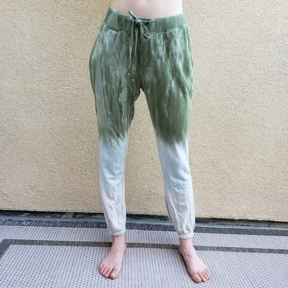 YOUNG FABULOUS & BROKE Tie Dye Jogger style Sweatpants Size Medium - Picture 1 of 16